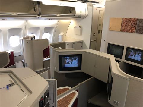 Review: Cathay Dragon First Class A330 Shanghai to .